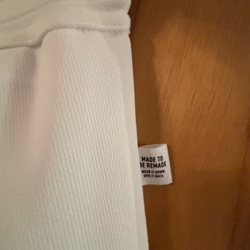 Adidas Women's White Tracksuit Set XL Hoodie and L joggers NWT! - Picture 13 of 13